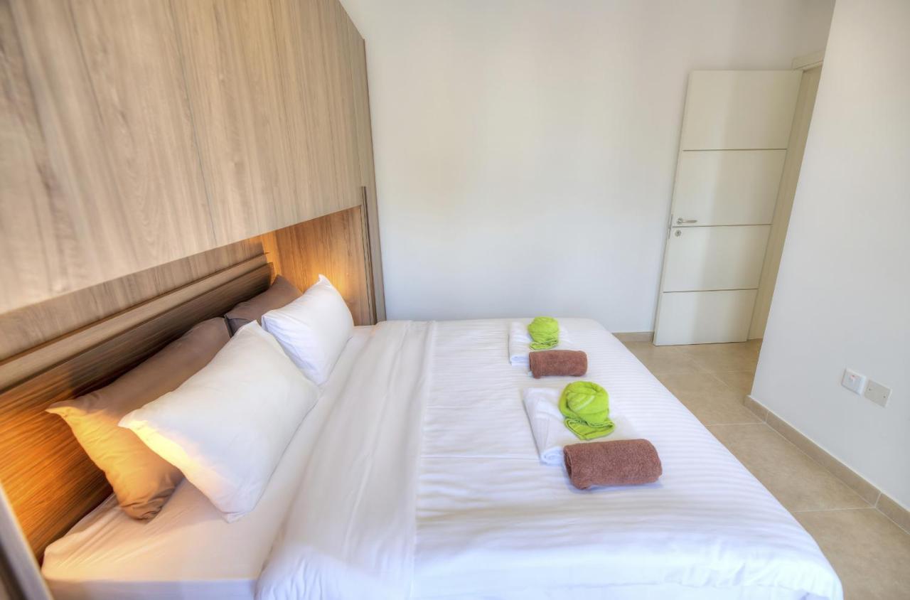 Spacious And Tastefully Furnished 2 Bedroom Apartment Ddif1-3 Gzira Bagian luar foto